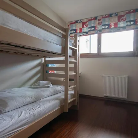 Zeta Park, Sun & Snow